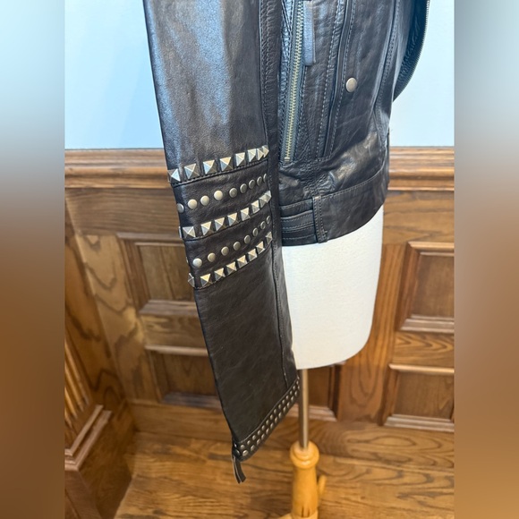 MANGO MNG Studded Black Cropped Leather Biker Moto Jacket As EUR M US S - Picture 8 of 11